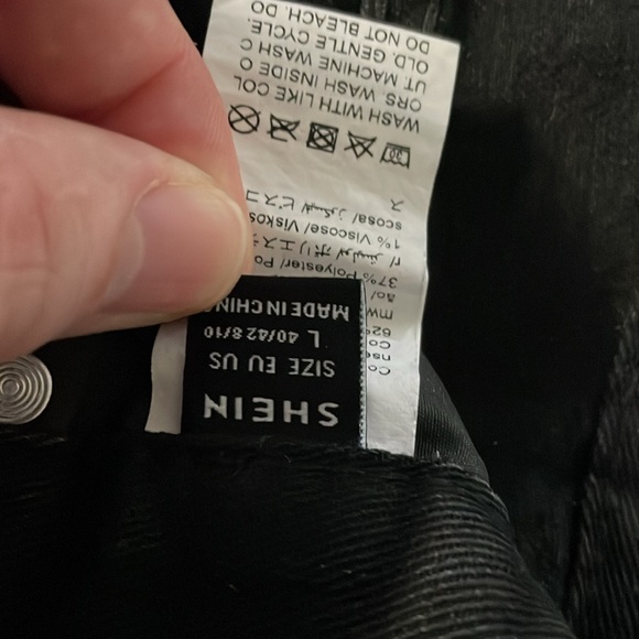 Jeans - Picture 2 of 2